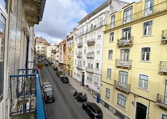 House On The Hill Lisbon
